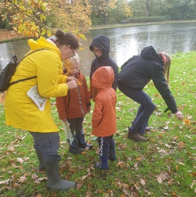 Jeugdactiviteit: Zien en (niet) gezien worden